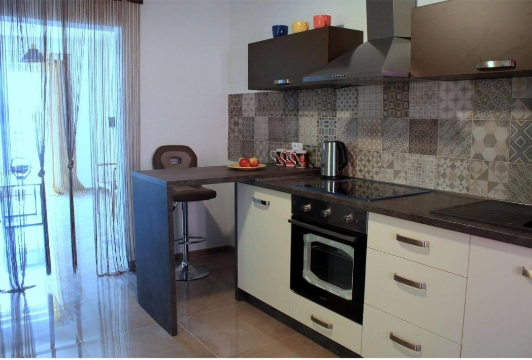 Ferienwohnung Odessa Mama Bijela Exterior foto
