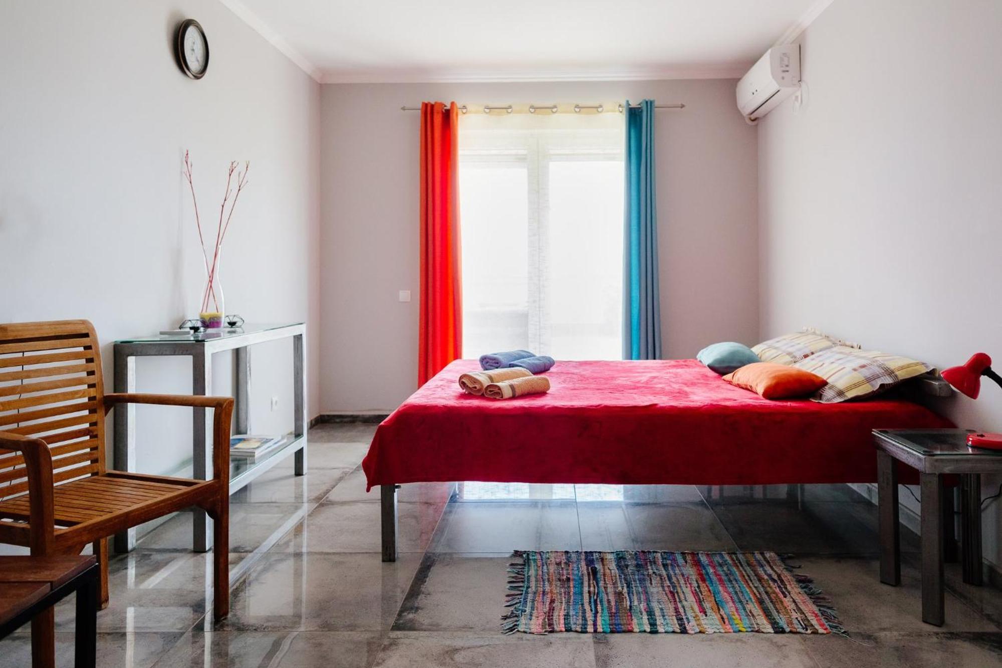 Ferienwohnung Odessa Mama Bijela Zimmer foto